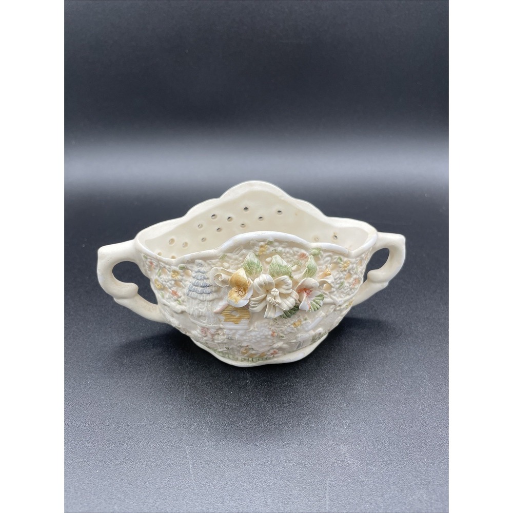 Vintage Double Handle Ceramic Scalloped Decorative Bowl Dish Flowers Bird feeder